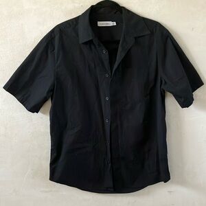 Men’s size s black relaxed button down tee cotton